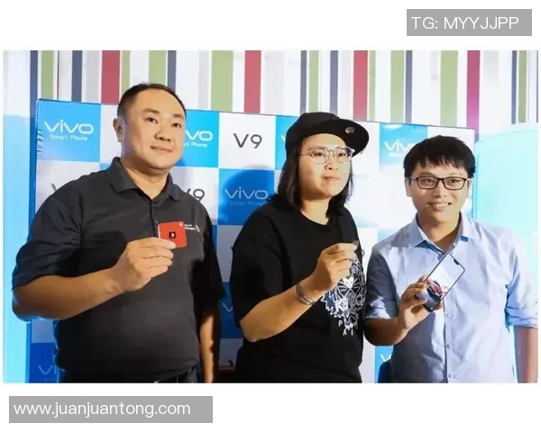 WE团队协作在世界大师赛中的精彩表现与战术分析